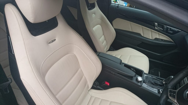 Mercedes C63 front seats inside